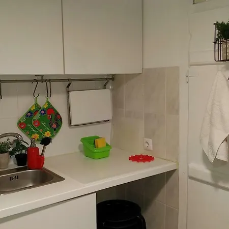 Apartment Vintage In Anjos, Central Lissabon
